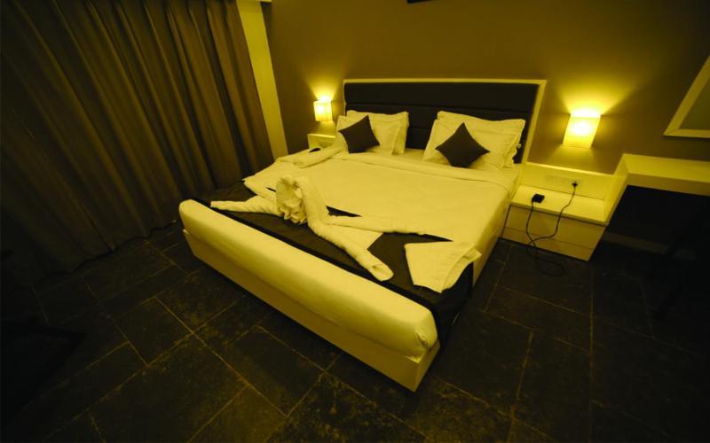 Hotel Dwarawata Dharwad Esterno foto