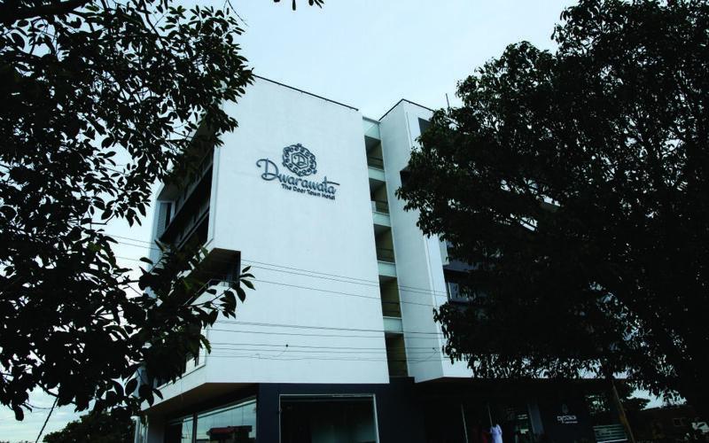 Hotel Dwarawata Dharwad Esterno foto