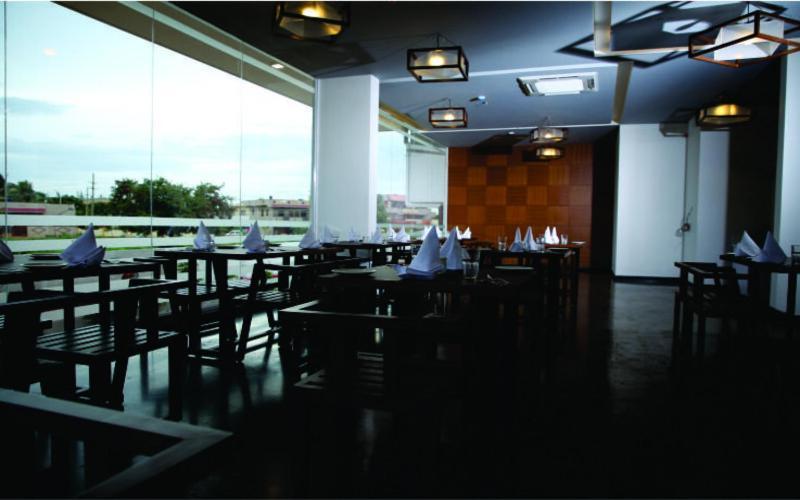 Hotel Dwarawata Dharwad Esterno foto